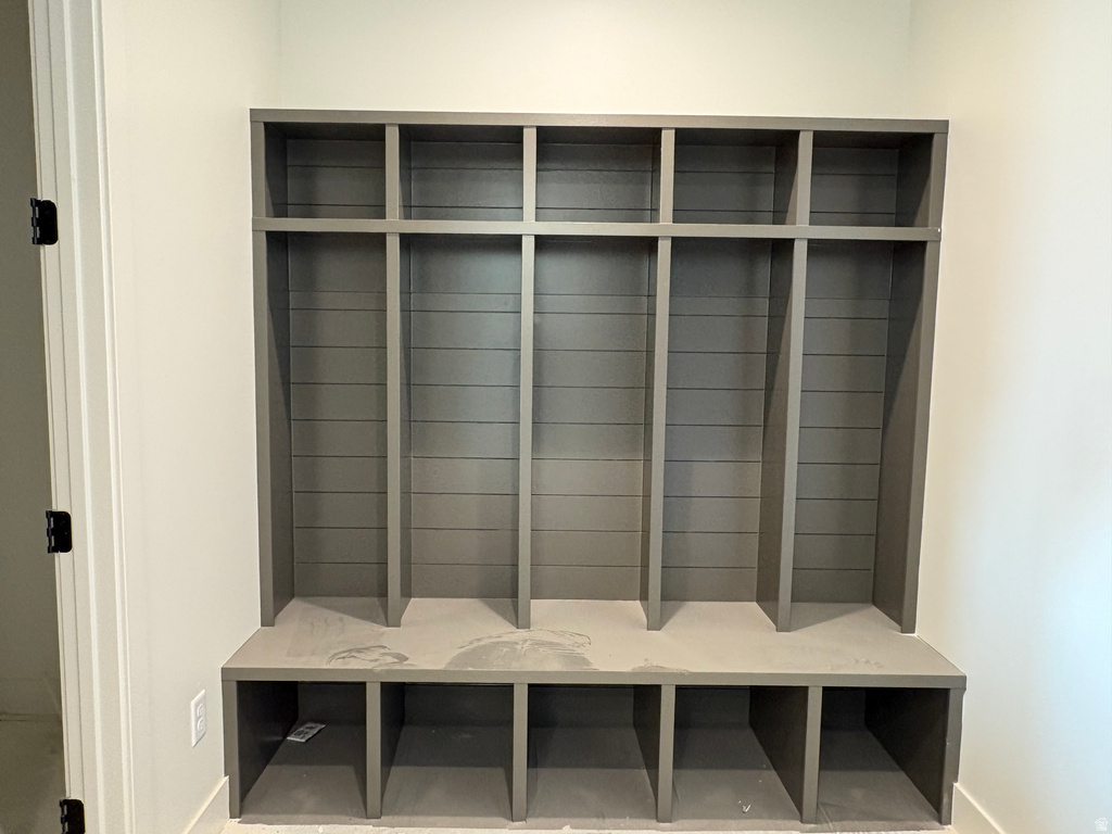 538 S 1400 W Farmington, UT 84025