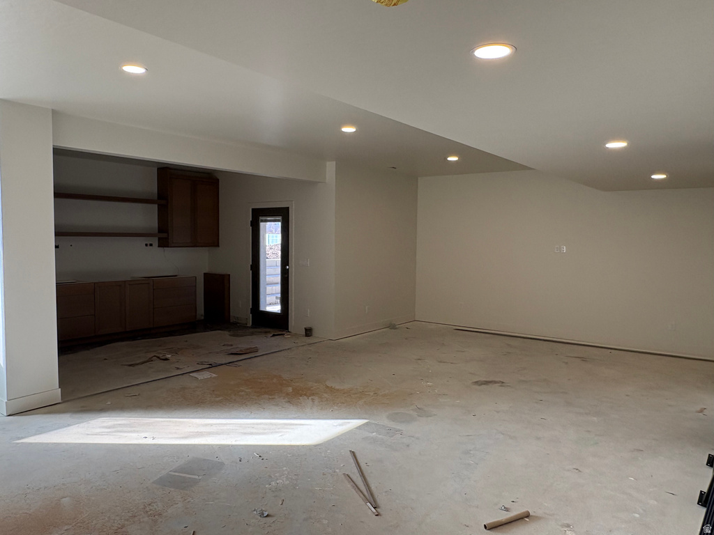 538 S 1400 W Farmington, UT 84025