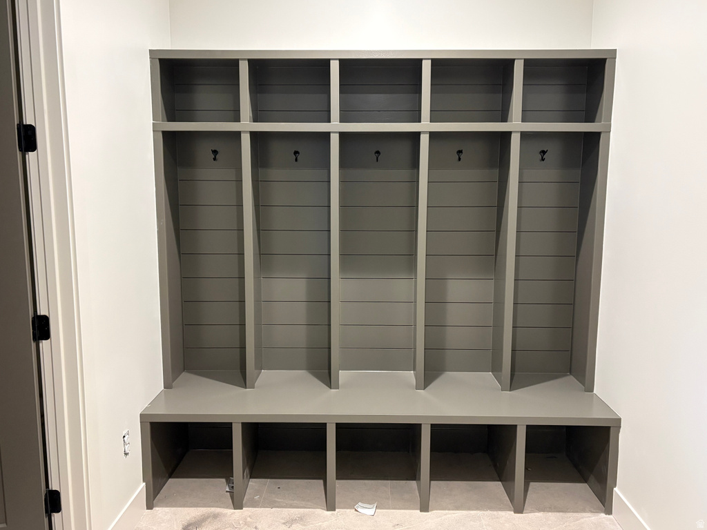 538 S 1400 W Farmington, UT 84025