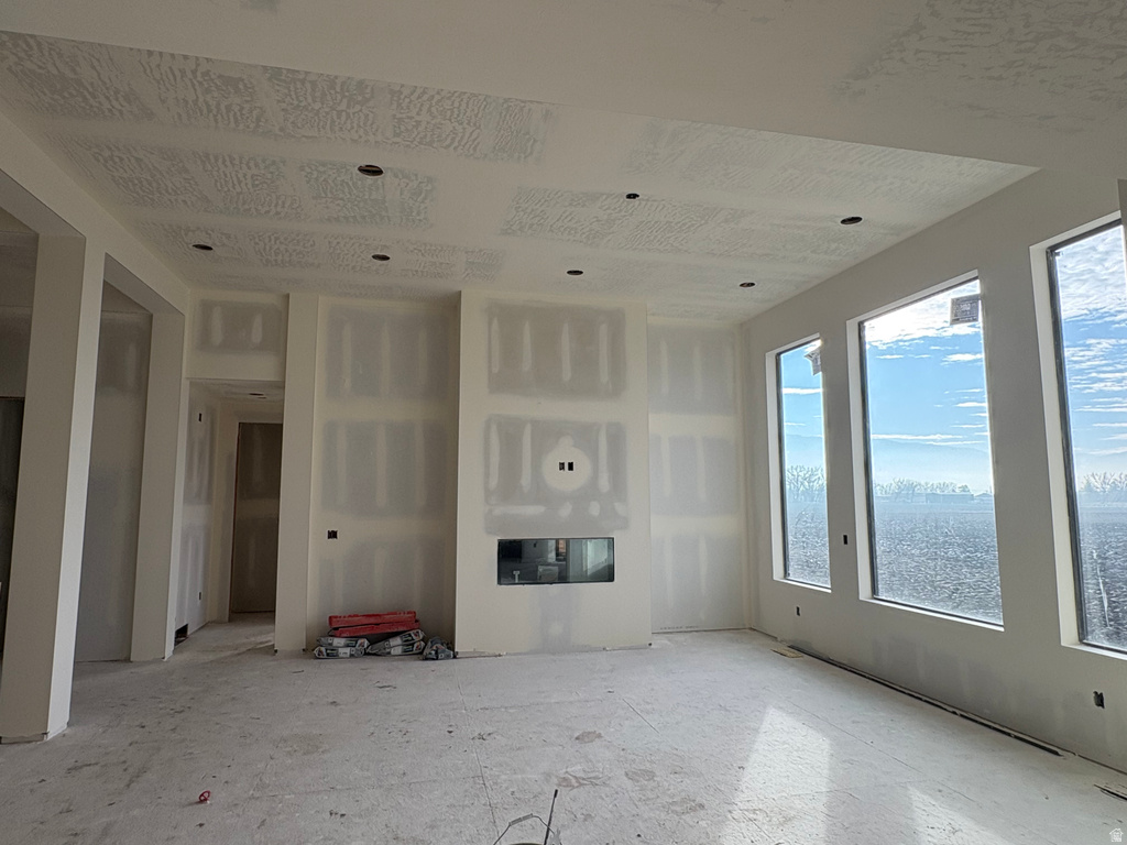 538 S 1400 W Farmington, UT 84025