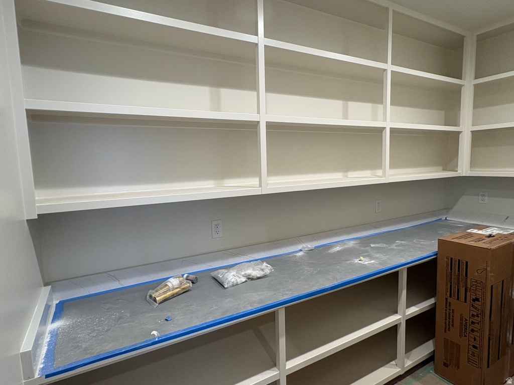 538 S 1400 W Farmington, UT 84025