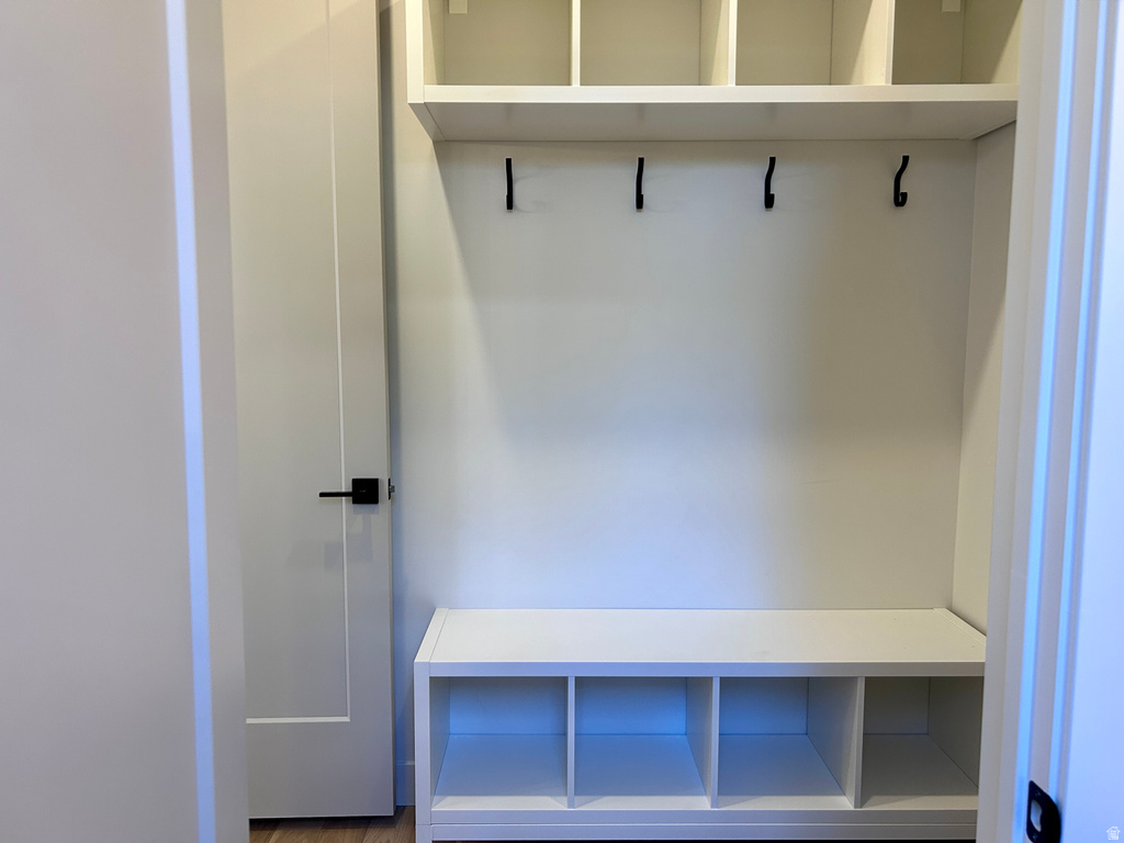 571 S MCCLELLAND ST Salt Lake City, UT 84102