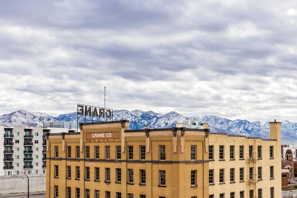 328 W 200 S #601 Salt Lake City, UT 84101