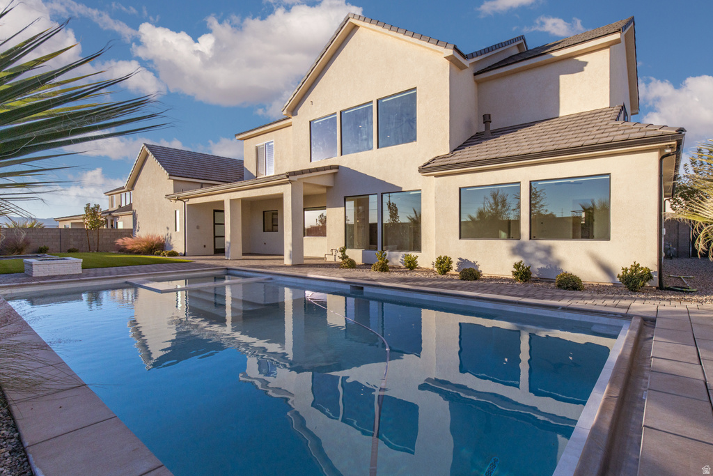 624 E PINE ST Washington, UT 84780