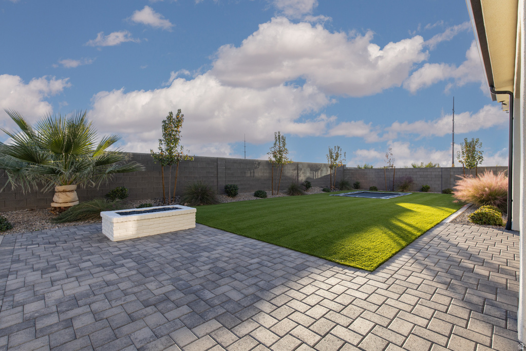 624 E PINE ST Washington, UT 84780