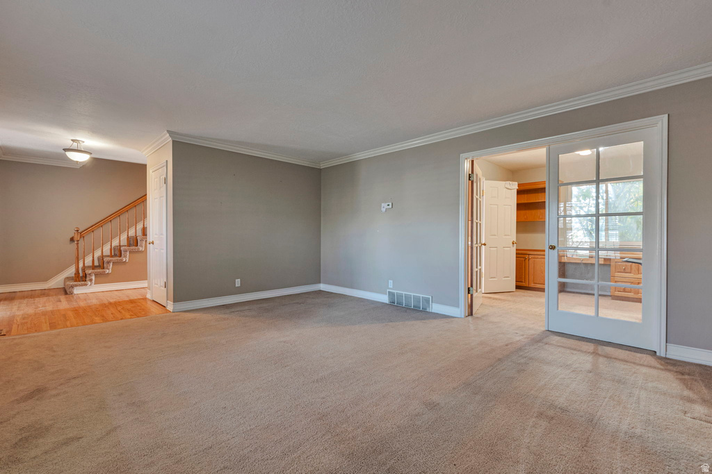 2113 W SURREY CIR Taylorsville, UT 84129