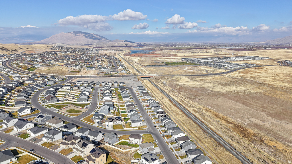 1816 S FREESTONE BLVD Santaquin, UT 84655