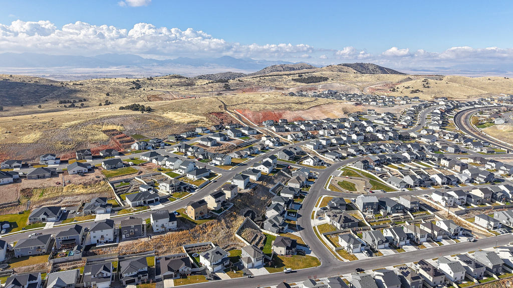 1816 S FREESTONE BLVD Santaquin, UT 84655