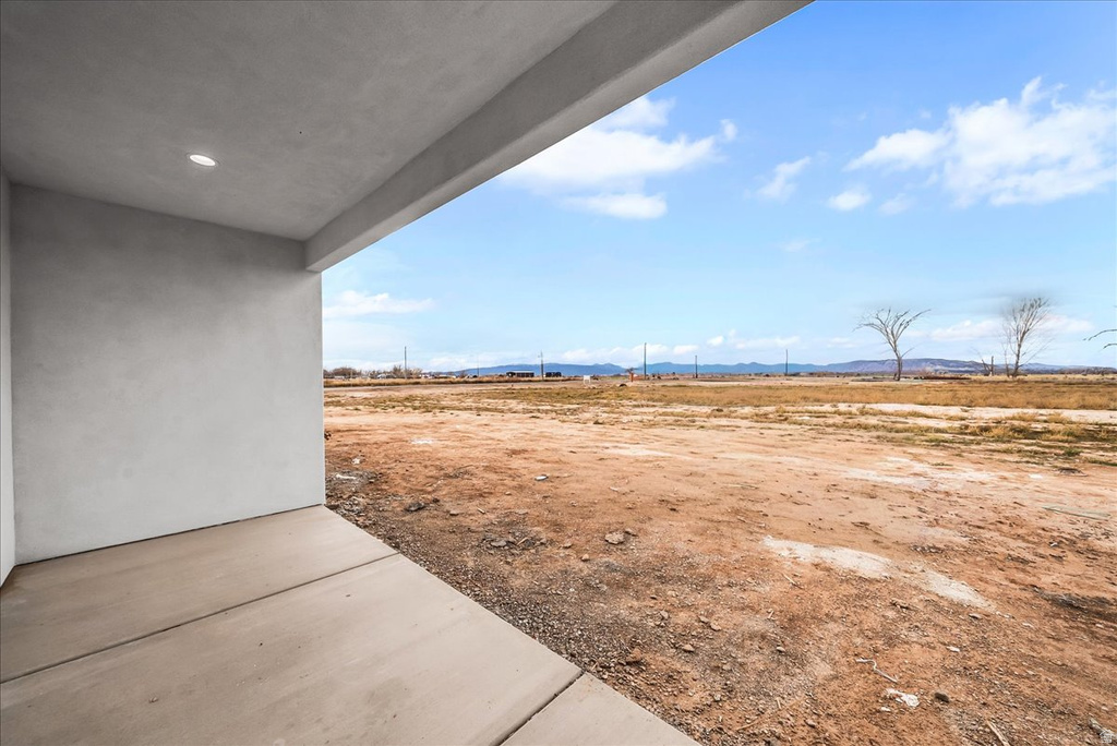 2433 N LOCUST ST Cedar City, UT 84720