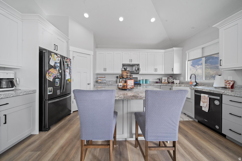 1668 E COREYS CT Lake Point, UT 84074