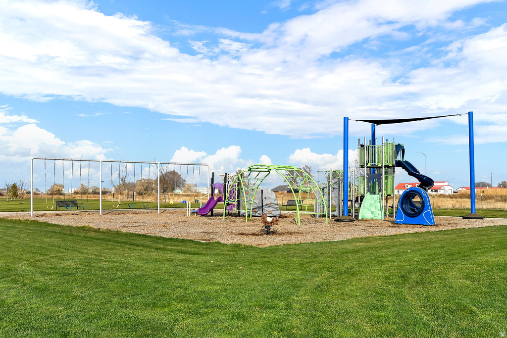 2395 N 4300 W Corinne, UT 84307