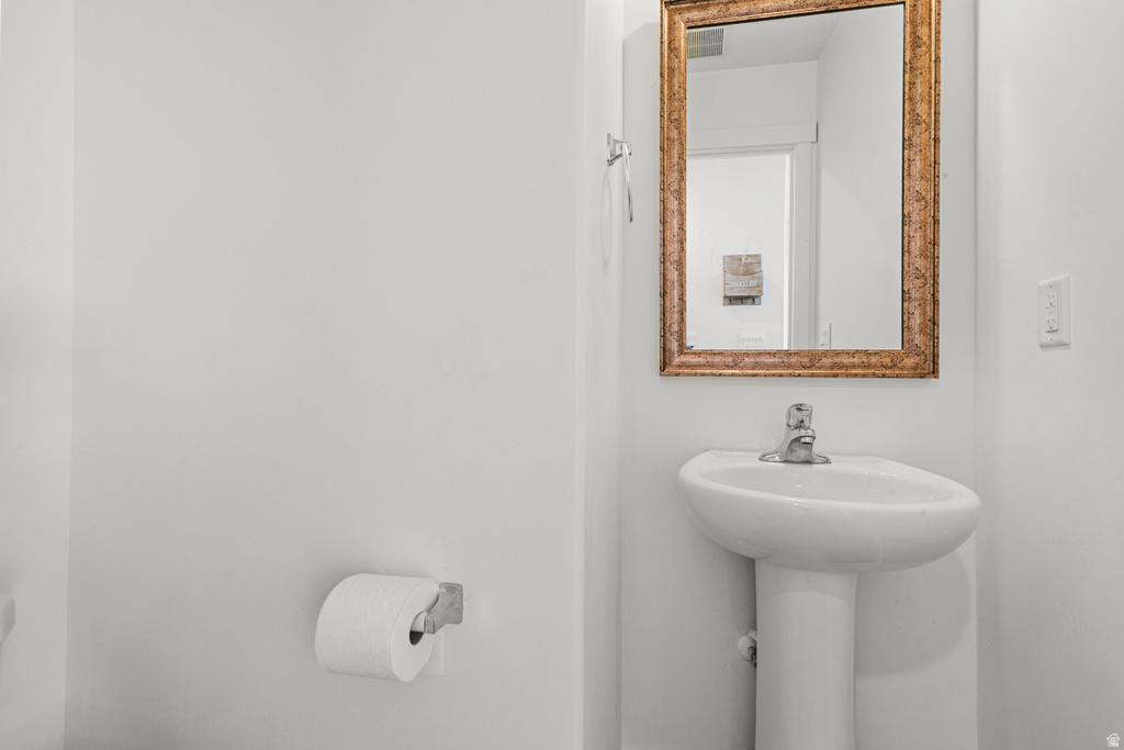 3840 S BOWIE DR Magna, UT 84044