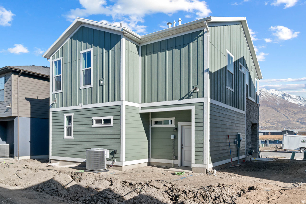 603 N BUFFALO GRASS LN Lindon, UT 84042