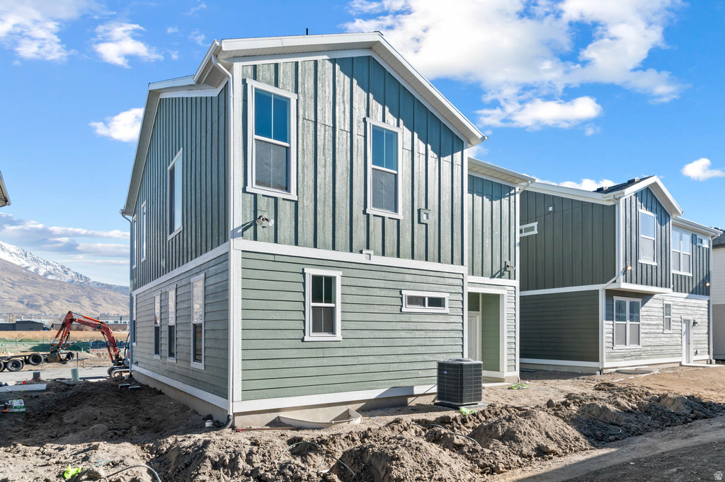 603 N BUFFALO GRASS LN Lindon, UT 84042