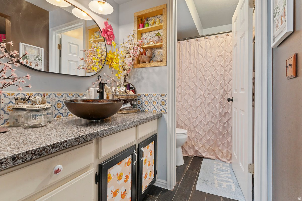 989 E SANDCREST DR Sandy, UT 84094