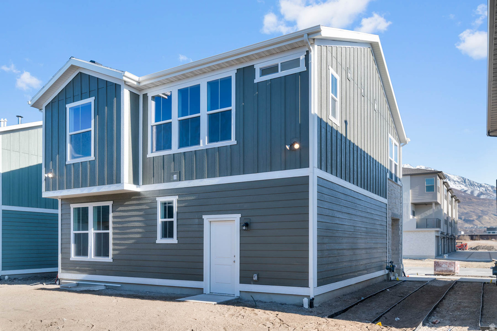 591 N BUFFALO GRASS LN Lindon, UT 84042