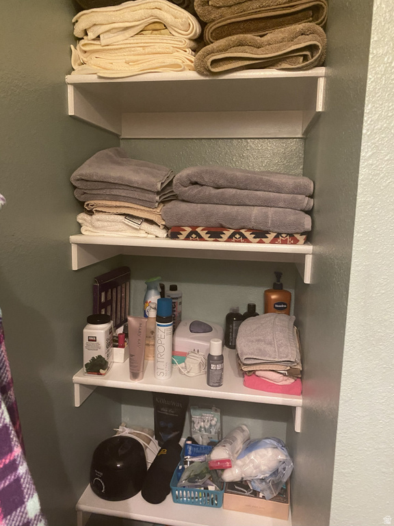 106 1ST AVE Dutch John, UT 84023