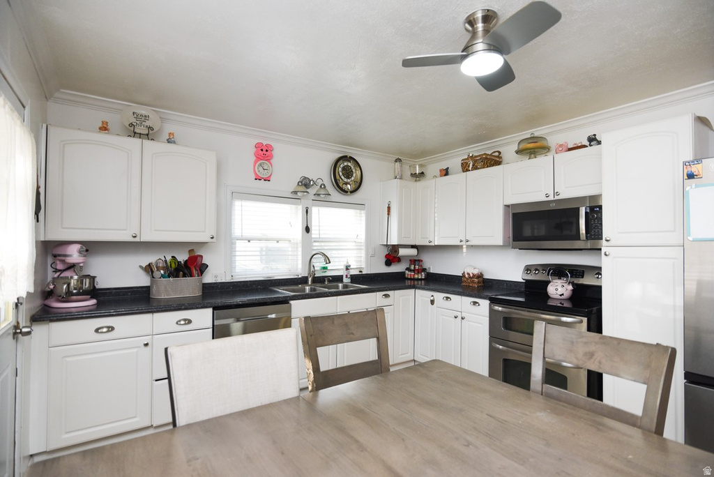 336 W CHERRY ST Grantsville, UT 84029