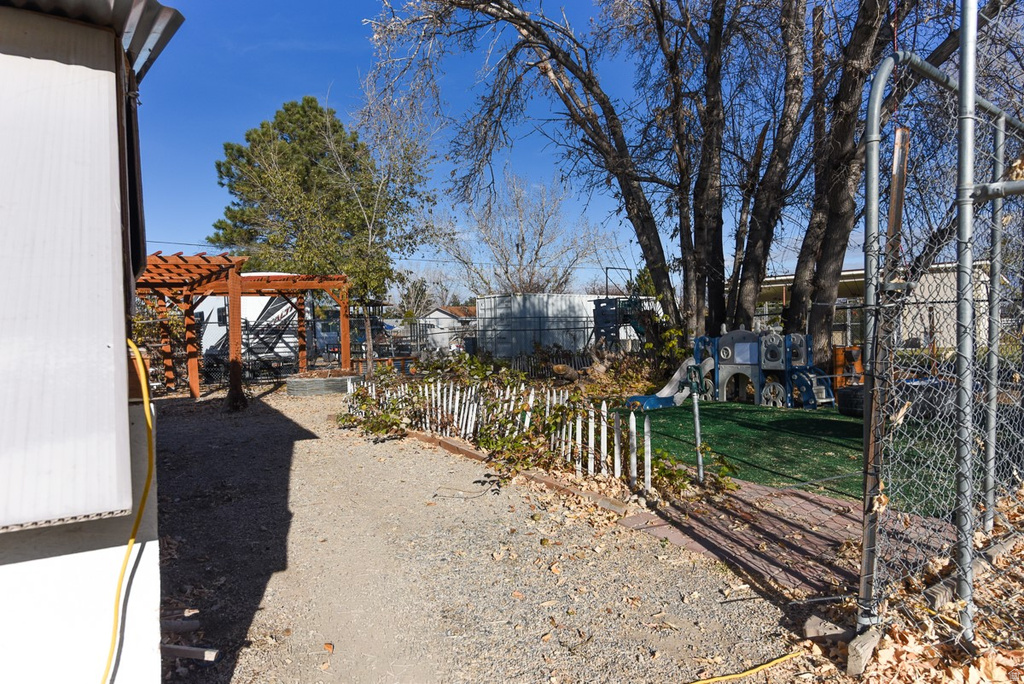 336 W CHERRY ST Grantsville, UT 84029