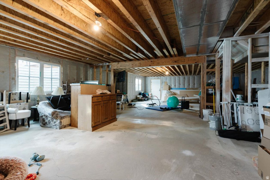 24 W 1550 S Wellsville, UT 84339