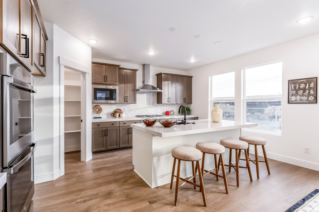 6729 W SMITHSON CIR #115 West Valley City, UT 84128