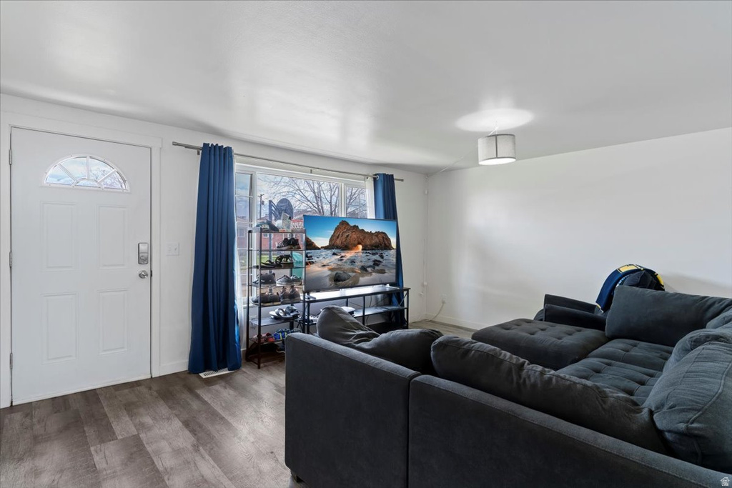 1211 N MALA Layton, UT 84041