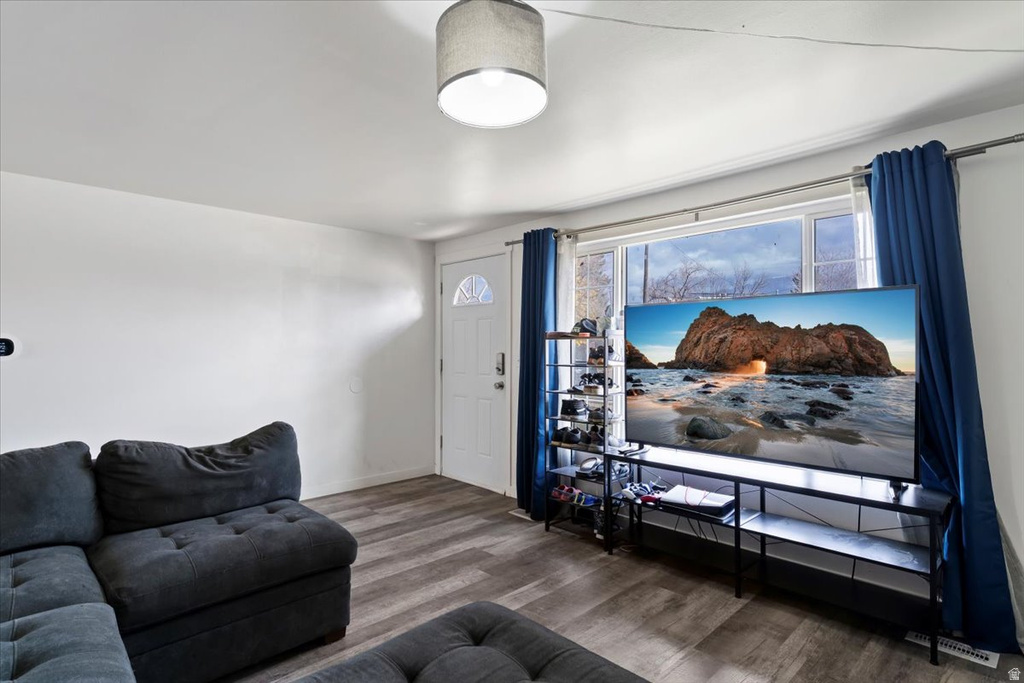 1211 N MALA Layton, UT 84041