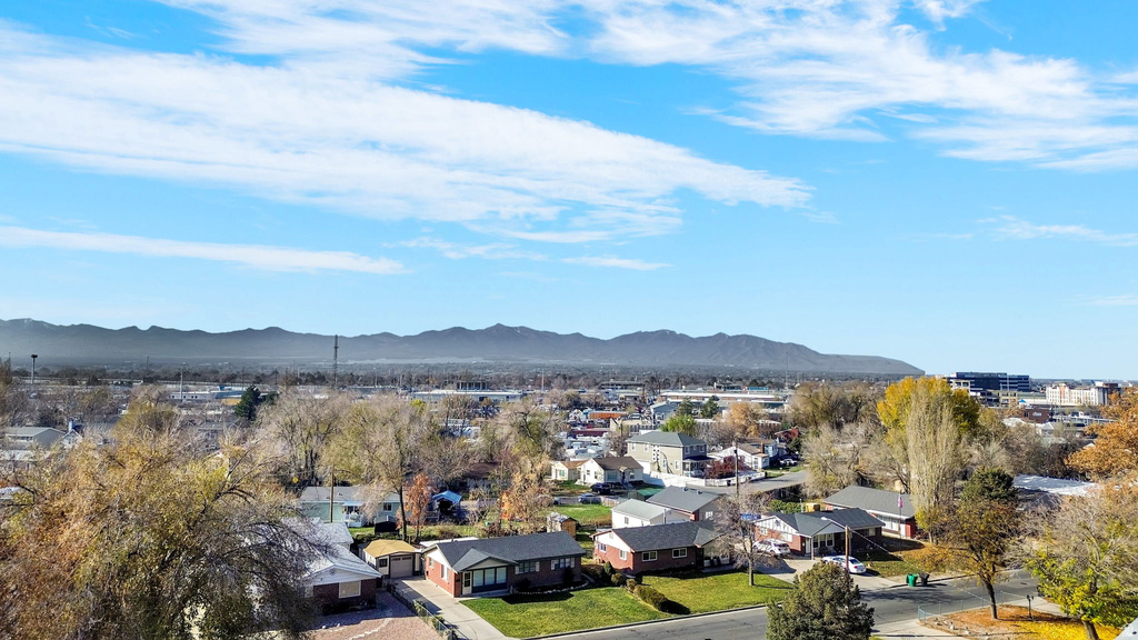 5534 S SPURRIER RD Murray, UT 84107