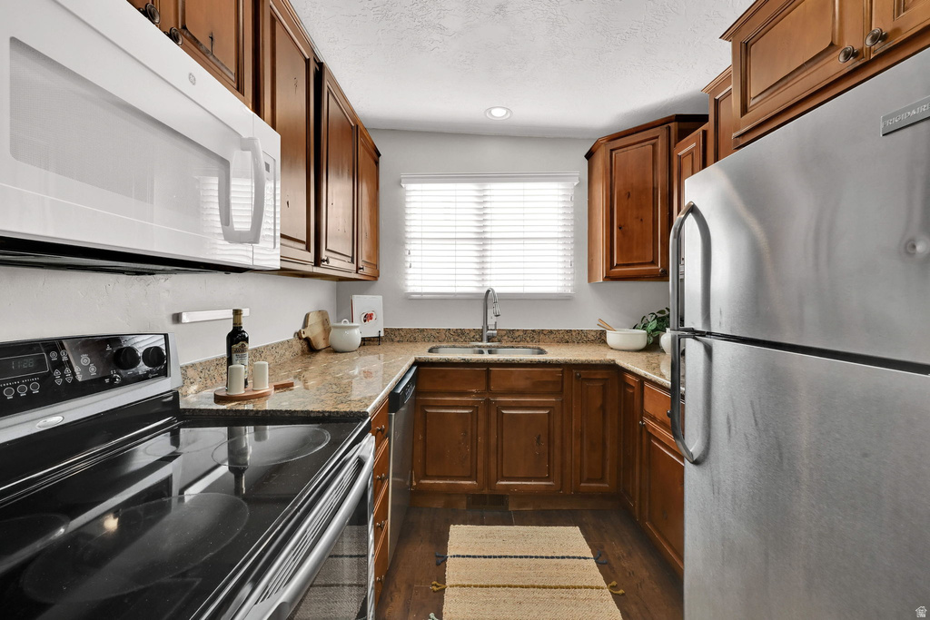 5534 S SPURRIER RD Murray, UT 84107