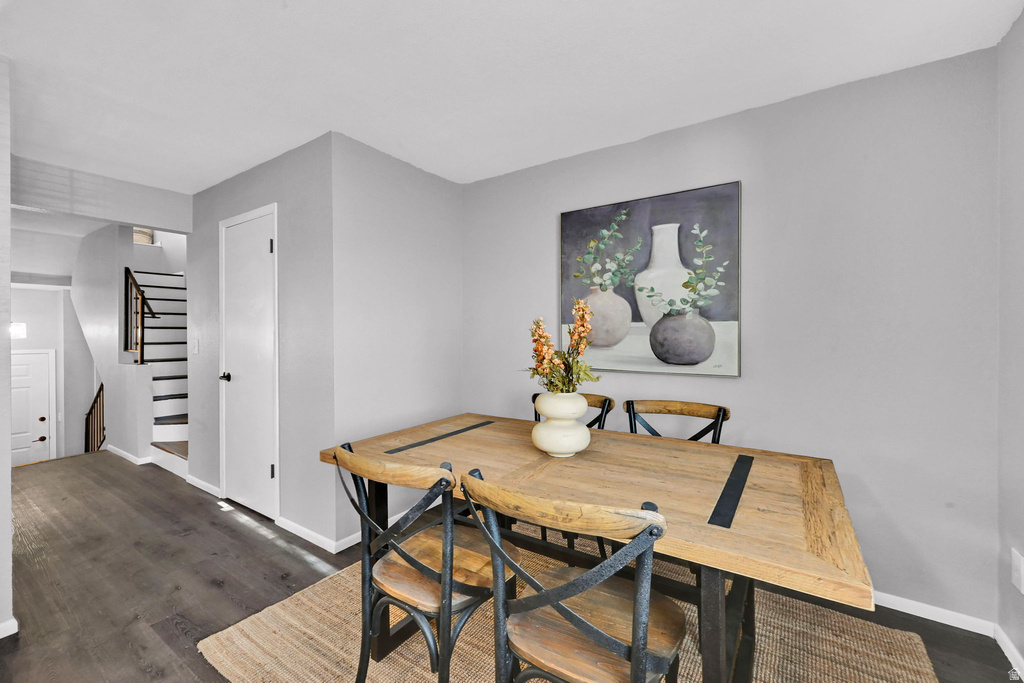 651 E WILLIAMSBURG CIR Sandy, UT 84070