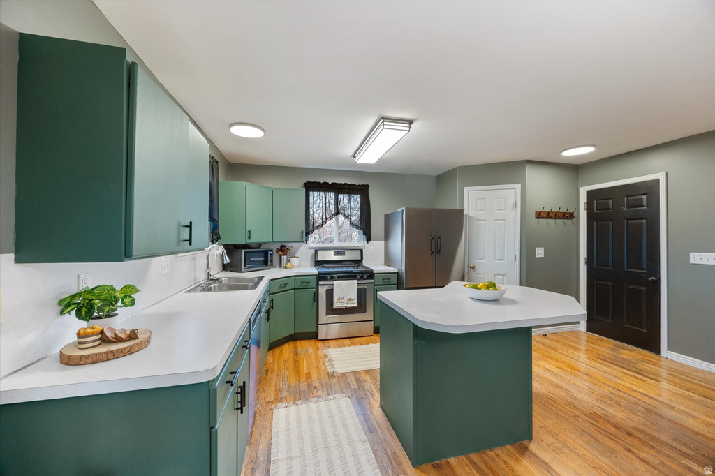 3656 W 1800 N West Point, UT 84015