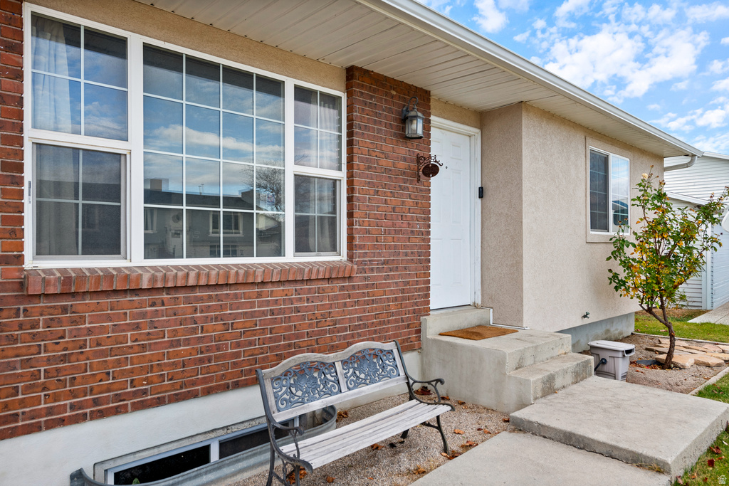 5924 RED ZINC DR. Salt Lake City, UT 84118