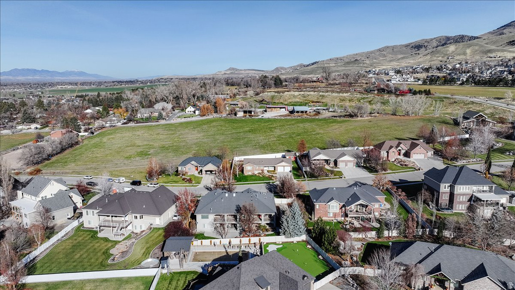 600 E 100 S Hyde Park, UT 84318