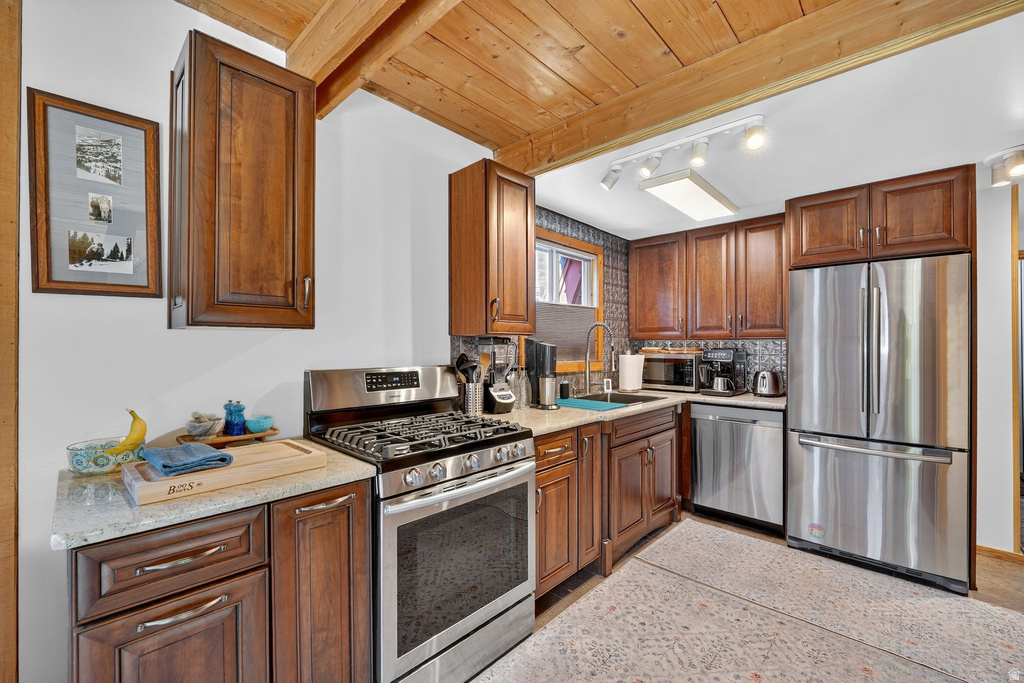 8101 S MILLICENTVIEW LN Brighton, UT 84121