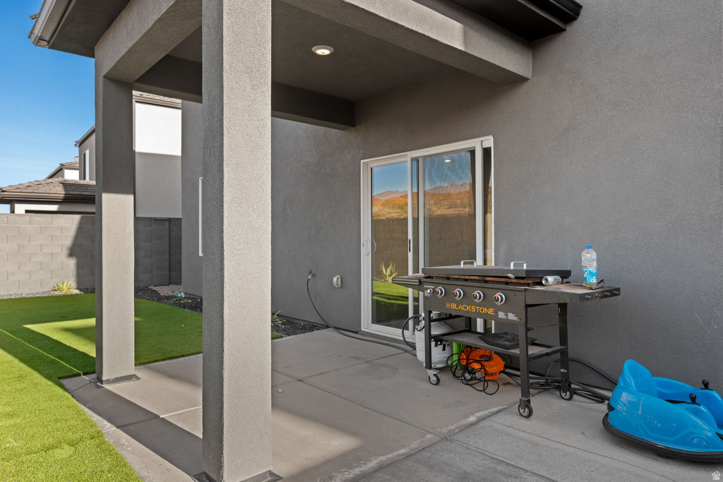 1610 S RIPPLE ROCK DR Washington, UT 84780