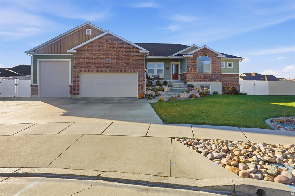 2611 W 1850 S West Haven, UT 84401