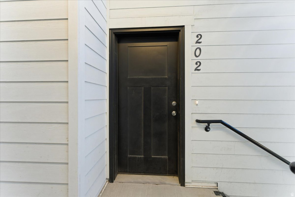 938 W CORAL CHARM WAY #L202 Saratoga Springs, UT 84045