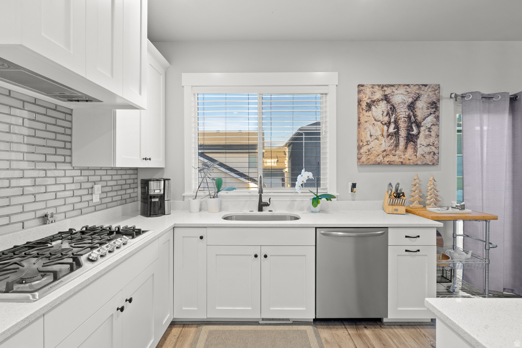 1379 E PETUNIA CT Layton, UT 84040