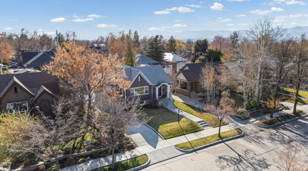 1656 E HARVARD AVE Salt Lake City, UT 84105