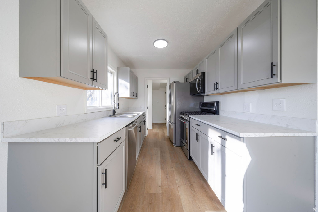 1680 W CLAYBOURNE AVE West Valley City, UT 84119