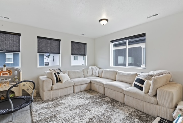 2975 S 2550 W Syracuse, UT 84075