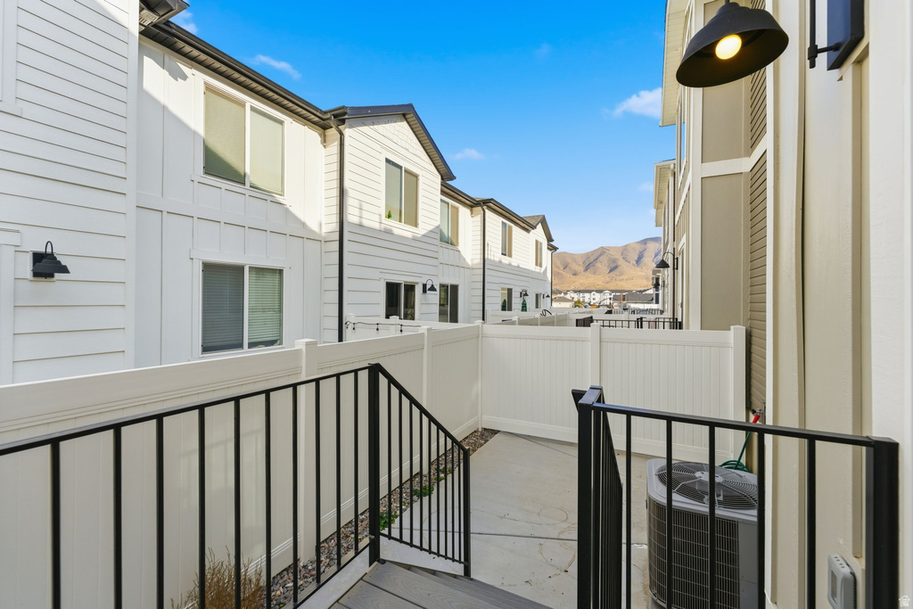 1721 E EAGLE VIEW LN Eagle Mountain, UT 84005