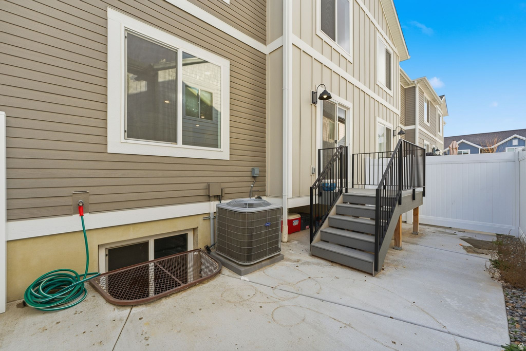 1721 E EAGLE VIEW LN Eagle Mountain, UT 84005