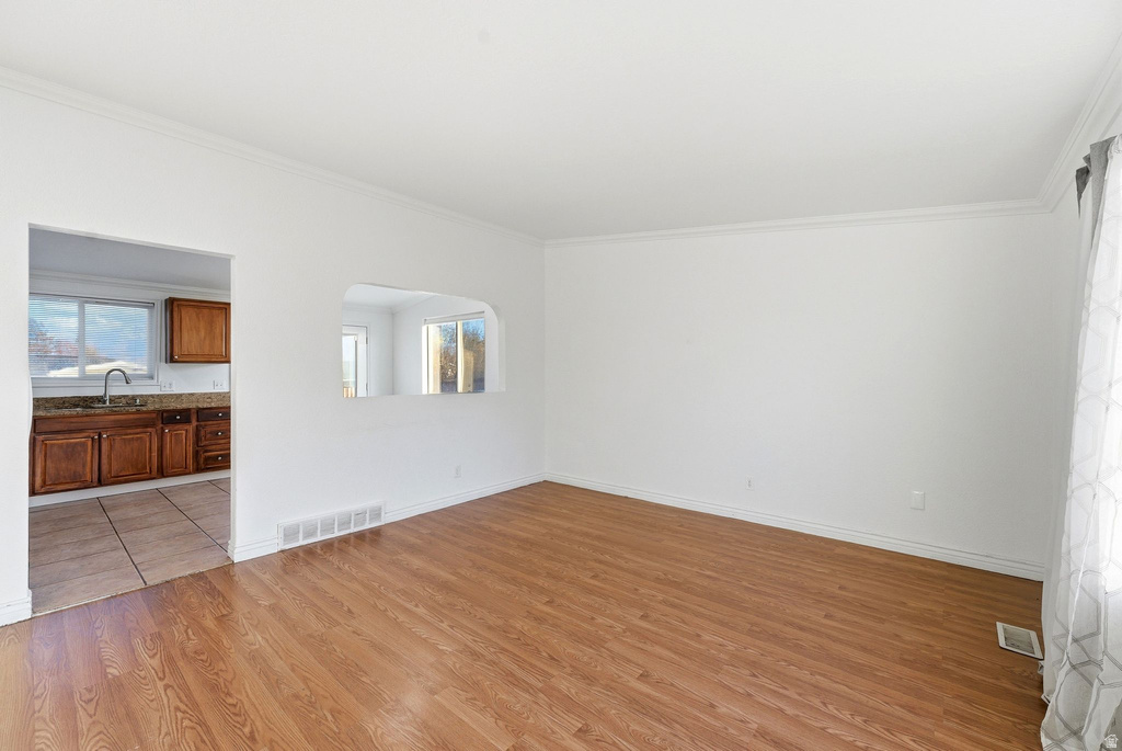 7991 S 3725 W West Jordan, UT 84088