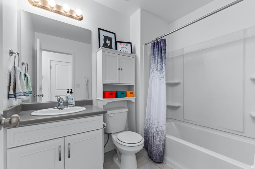 15297 S REINS WAY Bluffdale, UT 84065