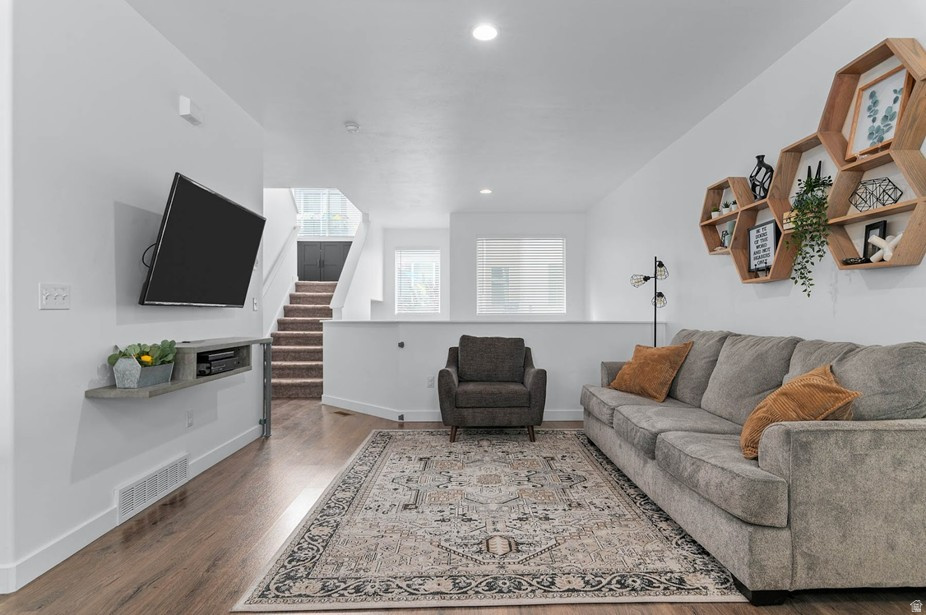 15297 S REINS WAY Bluffdale, UT 84065