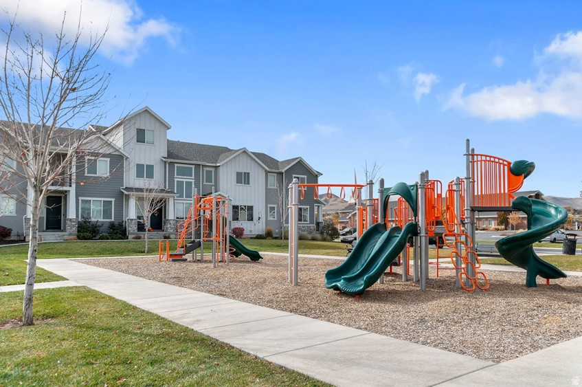 15297 S REINS WAY Bluffdale, UT 84065