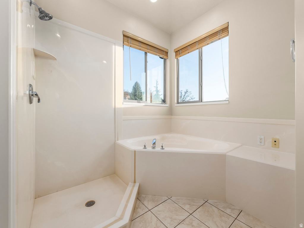 9242 N EMERALD LAKE CV Cedar Hills, UT 84062