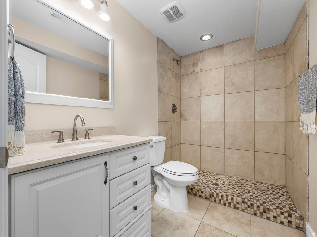 9242 N EMERALD LAKE CV Cedar Hills, UT 84062