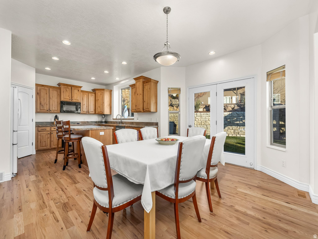 9242 N EMERALD LAKE CV Cedar Hills, UT 84062